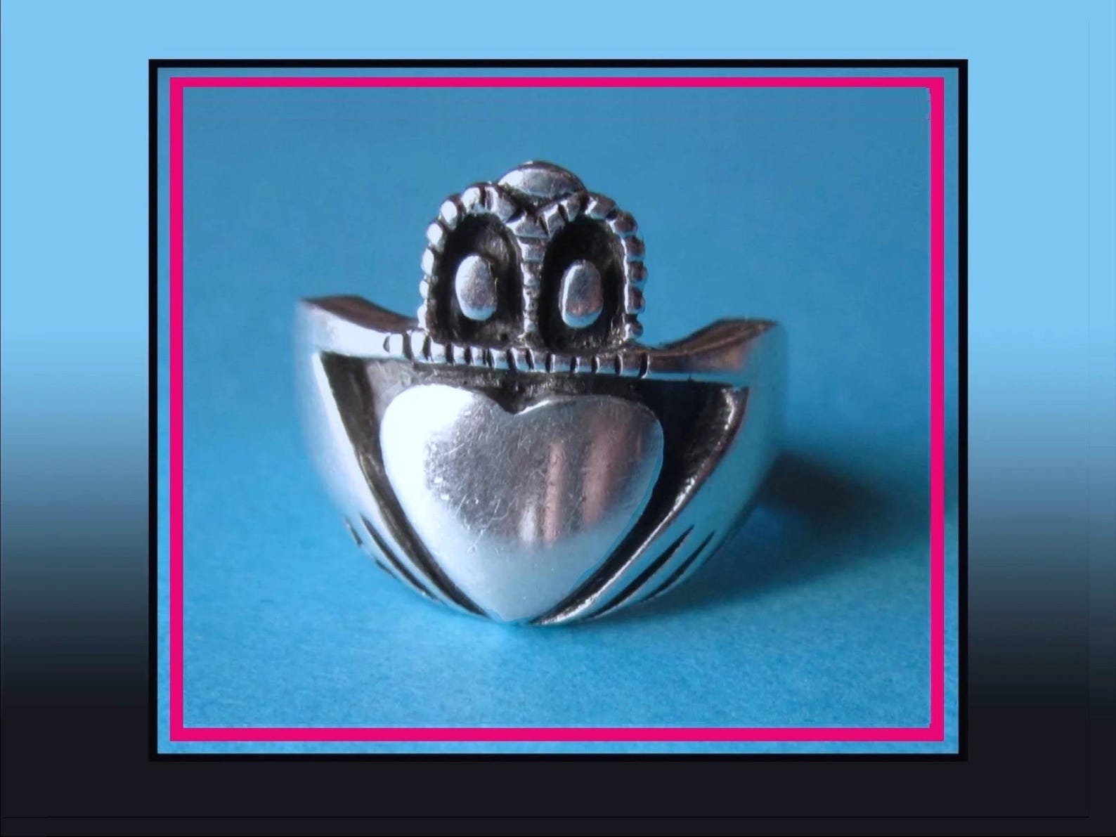 CLADDAGH Ring, Sterling Silver, Traditional Irish Jewelry, Friendship Love Loyalty Symbol, Beautifully Crafted, Vintage Jewelry, Unisex