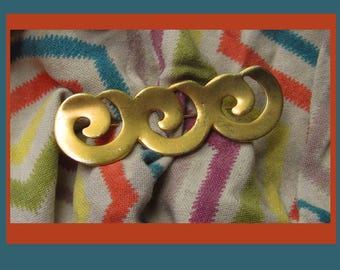 Golden SWIRLS, Modernist Style Costume Brooch, Brass Pin, Vintage Jewelry, Unisex