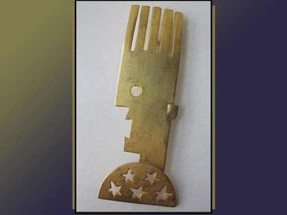 Daft PUNK, Post Modern Man, Cut Out Gold Tone Pin,