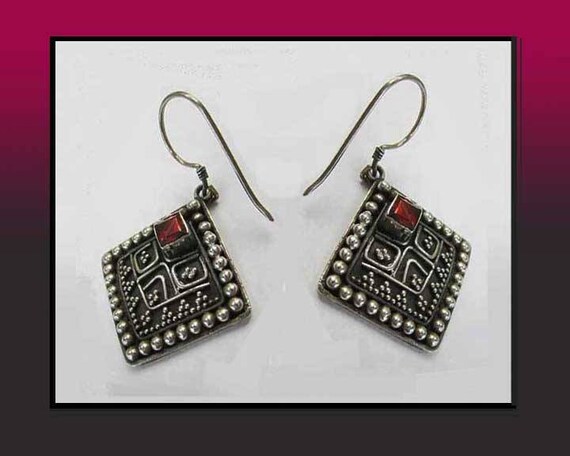 Glowing GARNETS, Granulated Sterling Silver Dangl… - image 1