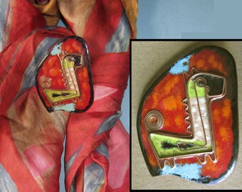 ARTIST Enamel, Modernist Giraffe Pin/Pendant, Milwaukee Abstract Painter Lewis Kern, Brilliant Colors and Well Made, Vintage Jewelry/Unisex