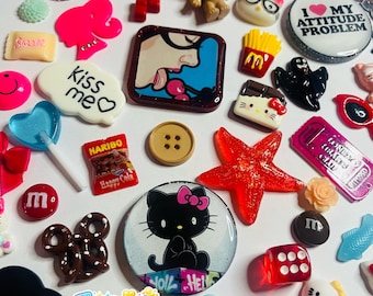 Estuches para teléfono y carretes de insignias a granel, dijes DIY/Juego de 50 piezas como se muestra en la imagen