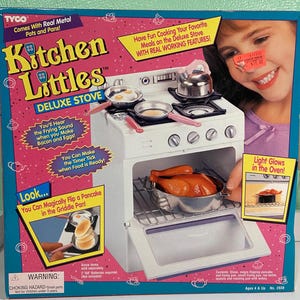 1995 &quot;Kitchen Littles&quot; Deluxe Stove | Vintage Barbie Accessories Dishes, Kitchen, House, Food, Furniture, Playset - 90s TYCO