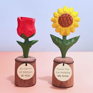 Fiori primaverili in legno personalizzati e fatti a mano, statuetta in legno di girasole/rosa/tulipano, decorazione unica per la scrivania, regalo per la festa della mamma, decorazione per la casa in stile olandese, vaso di rose