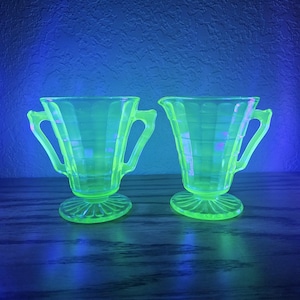 Anchor Hocking Uranium Glass Green Open Footed Sugar Bowl & Creamer Set, Vintage Depression Glass, Glowing reacts to ultraviolet (UV) light