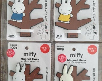 Miffy Magnet Hook Climbing the Tree Cute MiffyGoods Character New Unpoened Kawaii Japan daiso 2024
