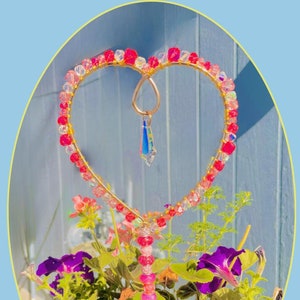 Pieu/treillis pour plante en pot en forme de coeur