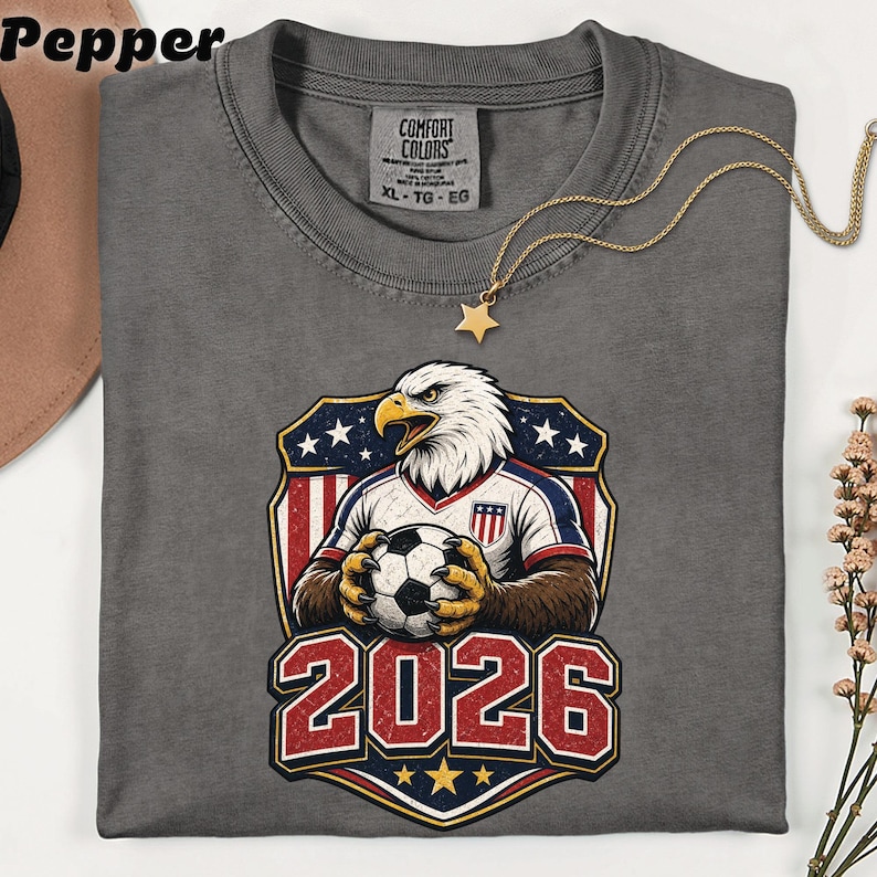 USA Soccer 2026 T-Shirt, American Eagle Patriotic Football Fan Tee, Distressed USMNT Gift Bild 1