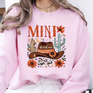 Cowboy Hat T-Shirt, Cowgirl Tee, Western Graphic Tee, Boho Western, Desert Vibes Shirt, Yee Haw Shirt, Southern Shirt, Country T-Shirts