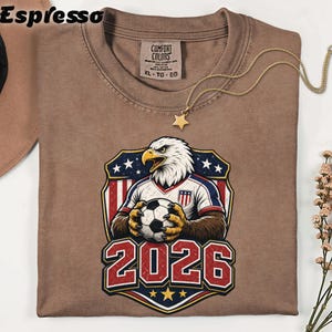 USA Soccer 2026 T-Shirt, American Eagle Patriotic Football Fan Tee, Distressed USMNT Gift Bild 8