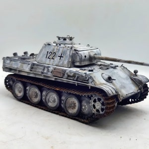 1:35 WWII German Panther G Tank Winter Camouflage Built Model, Panzerkampfwagen V Diorama, WWII German Tank Collectible, Custom Tank Model