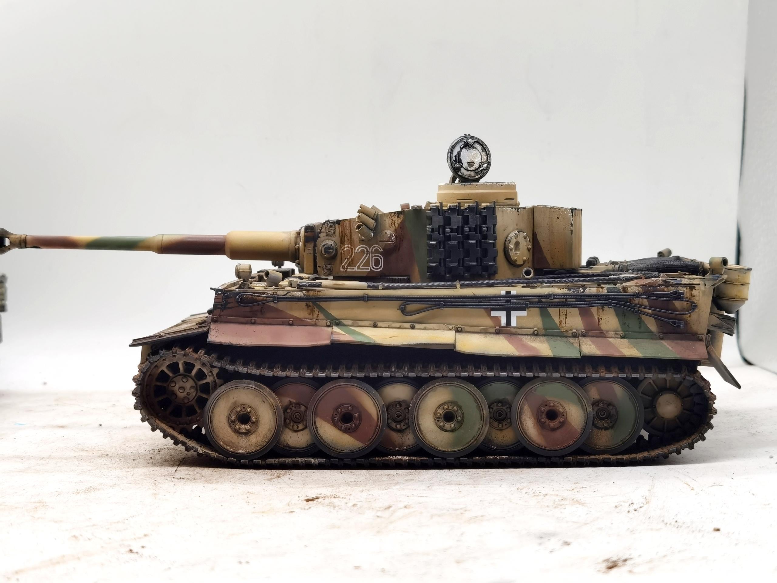 1:35スケール第二次世界大戦ドイツタイガーI戦車モデル、手作り静的