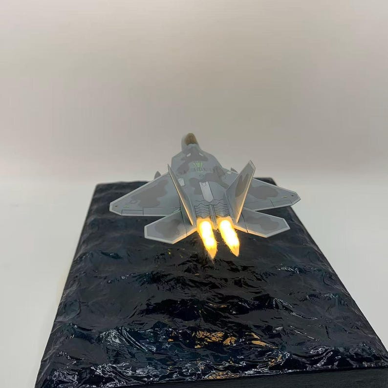 F 22 Raptor Display Model Custom F-22 Raptor Diorama 1:144 With LED Missile Launch Display Model ...