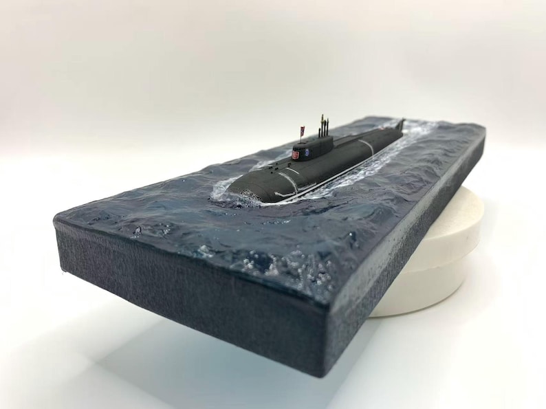 タイフーン級潜水艦模型、ソ連製アクラ、海洋基地、海軍寄贈 画像 1