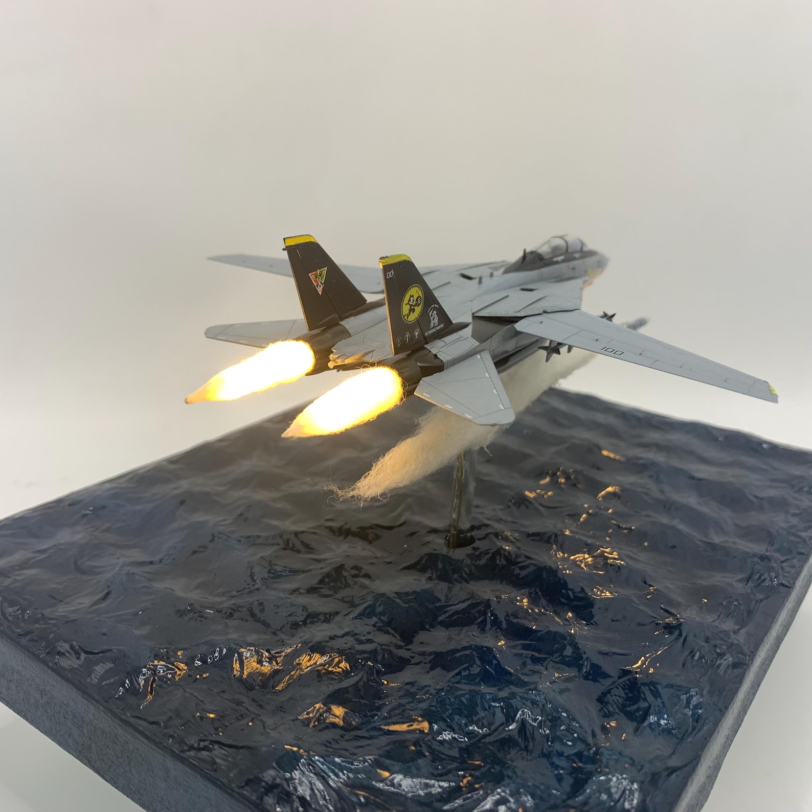 VF-84 F-14D Tomcat 1:144 Diorama With Lighting Effects Display Model - Etsy