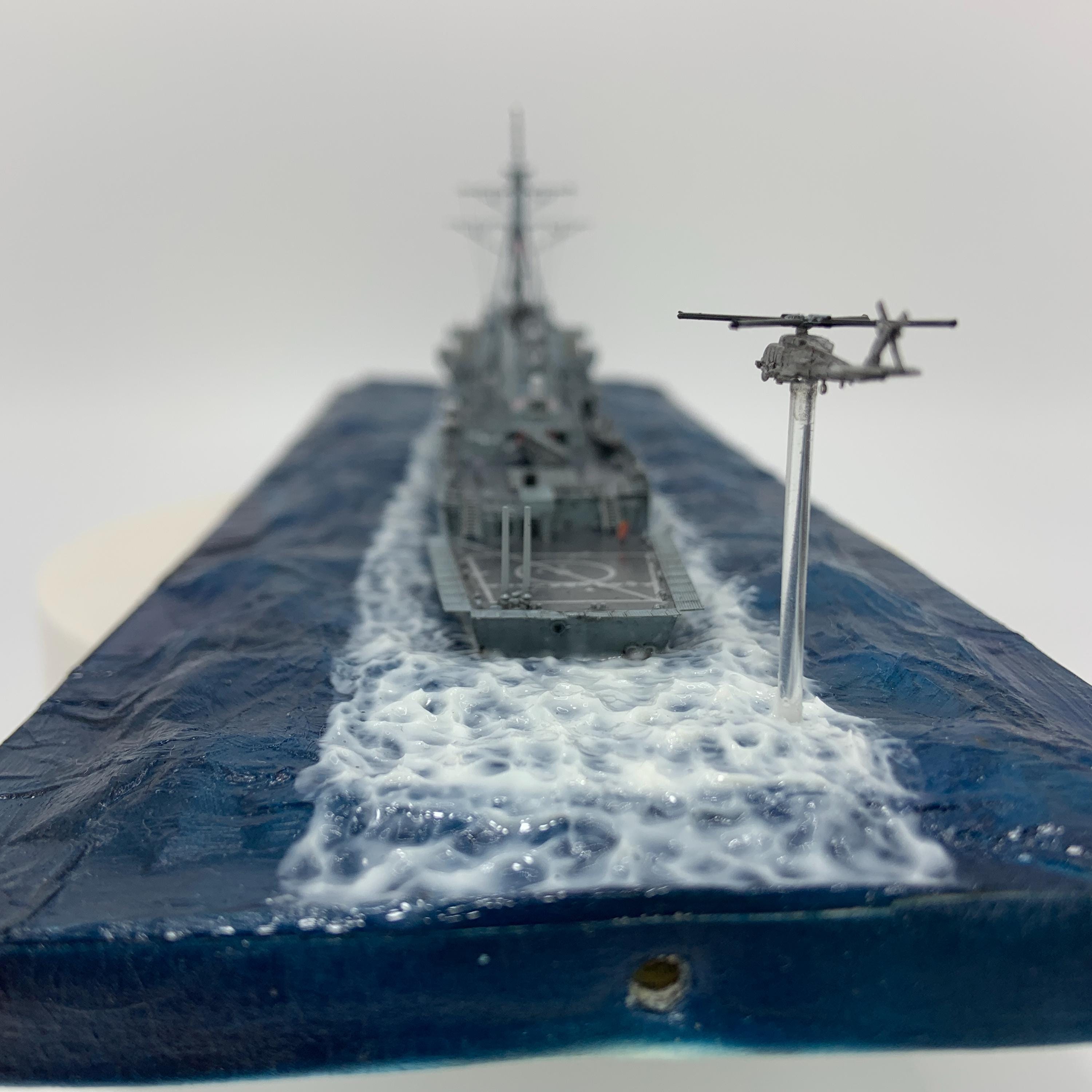 USS Hopper DDG-70 Destroyer Replica Model, With Ocean Base (1/700