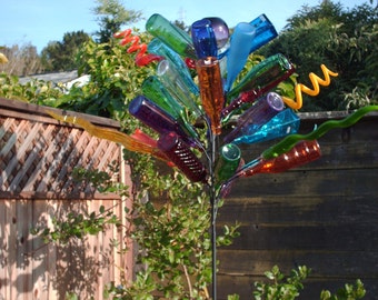 USA Made Big 28 BOTTLE TREE Garden Art Lawn Wine Decor Stake