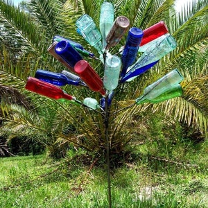 Big 28 BOTTLE TREE Garden Art Lawn Wine Decor Stake USA
