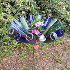 Garden Wine Bottle tree bottletree NEW 2025 Planter Blossom holds 6" plant yard art stake FREE SHIP