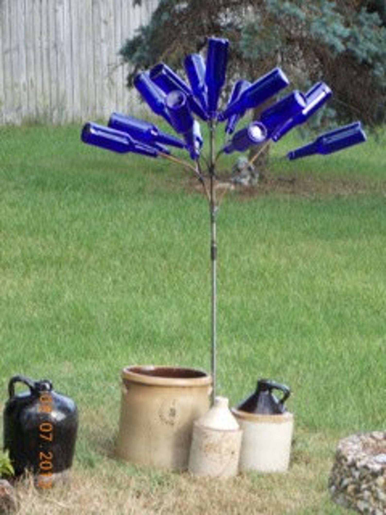 Tall Mini Southern 16 Bottle Tree for Yard or Garden NEW Item Made in