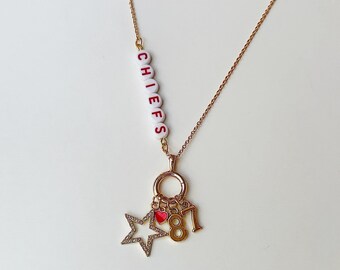 Kansas City Football Anhänger - Halskette mit roten und goldenen Perlen, Super Bowl Champs Schmuck, Spieltagsgeschenk für Häuptlinge-Fans