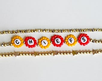 Chiefs Football Armband Stack: Game Day Fan Schmuck in Rot und Gold