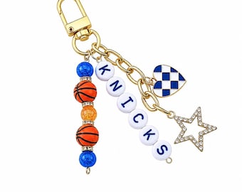 Portachiavi da basket dei Knicks – Portachiavi con perline dorate, blu e arancioni e ciondoli a stella e a cuore