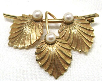 Vintage Winard 12K GF Gold Filled Brooch, Three Leaves Faux Pearls