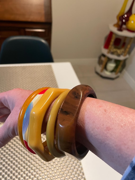 Bakelite Rootbeer Bangle - image 1