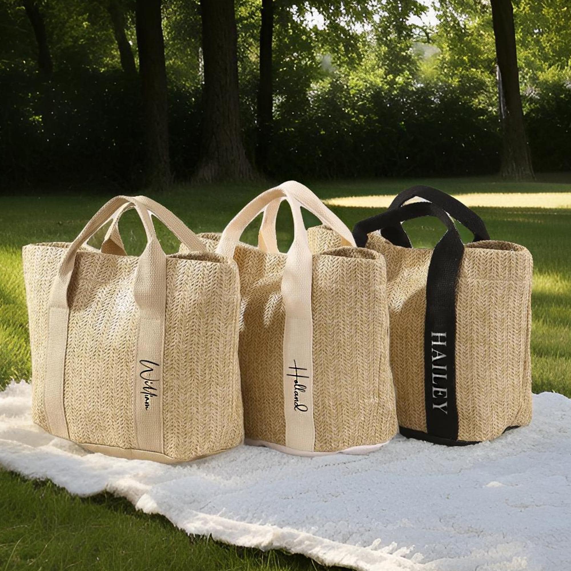 Custom Name Beach Straw Bags.Bachelorette Gifts.Summer Beach Tote Bag.Wedding Favors, Bridesmaid Proposal, Bridal Shower Bags,Burlap Tote