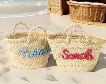 Embroidered Name Beach Bag for Girl.Beach Straw Bags,Bridesmaid Gift Baskets.Beach Party Favors,Bridal Party Gift.Gift for Her