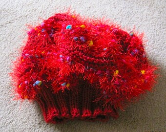 Faux fur and acrylic blend yarn red hat in oversized beret style -