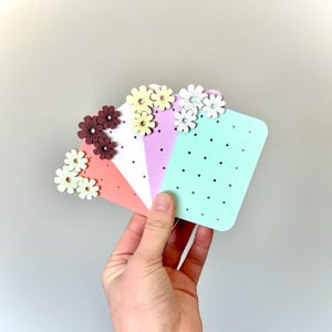 Mini portaorecchini da viaggio in acrilico, organizer per 12 paia di orecchini con motivo floreale, portaorecchini portatile per viaggi e regali, accessorio da viaggio