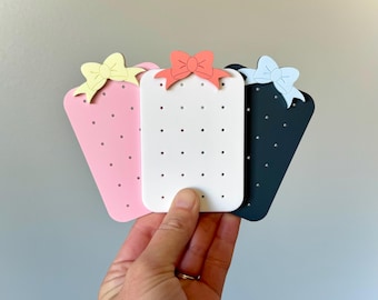 Mini Travel Earring Holder Acrylic Jewelry Organizer for 12 Pairs Bow Design Portable Earring Storage for Trips & Gifts Travel Accessory