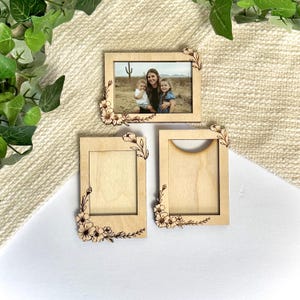 Magnetic Wooden Picture Frame for Insta Mini or Wallet or 4x6 Photos Floral Boarder Design - Rustic, Handmade Easy-to-Use Photo Display
