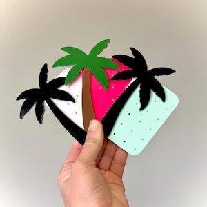 Mini portaorecchini da viaggio, organizer portatile per gioielli in acrilico, per 7 paia di orecchini, con palma 3D, accessorio da viaggio tropicale.