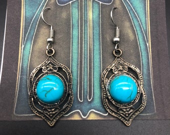 Silver and Turquois earrings,  bohemian drop / dangle earrings with cabochon turquoise stones