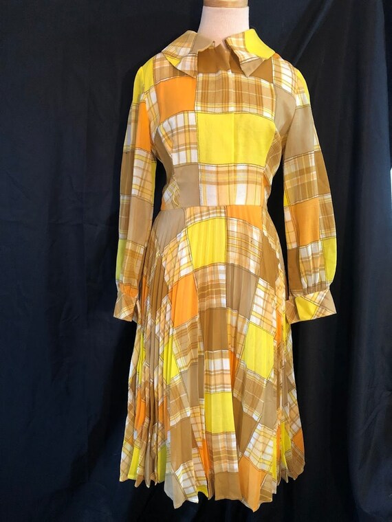 Vintage 1970's dress, yellow plaid, size small or 