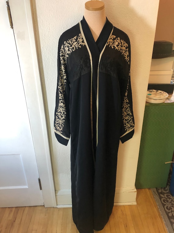 Vintage black kimono night gown, long sleeve blac… - image 1
