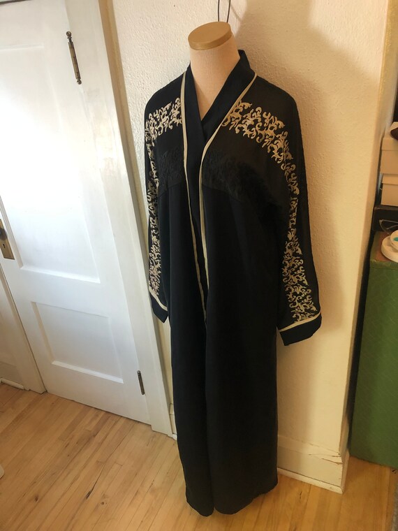 Vintage black kimono night gown, long sleeve blac… - image 2