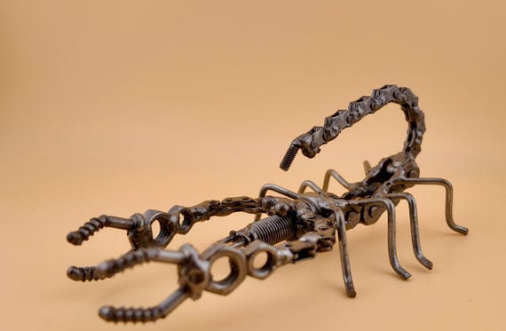 手作りスクラップメタルのサソリ彫刻 - 素朴な溶接アート装飾 - Etsy 日本