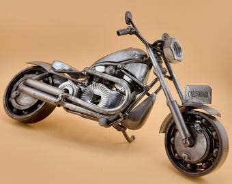 Upcycled Metal Motorcycle Sculpture – Industrial Moto Art