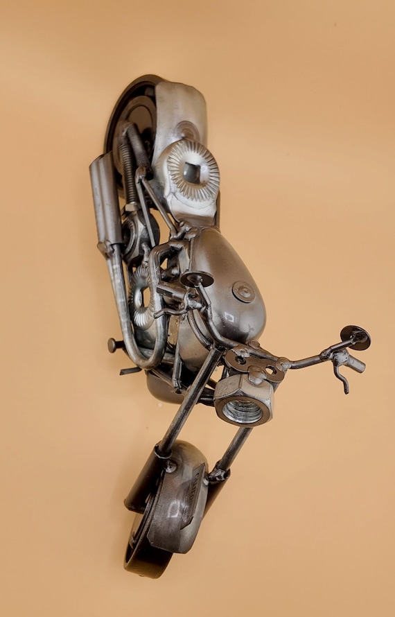 Sculpture métal art Mehdi Tafadjira