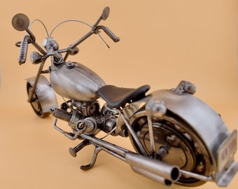 Scrap Metal Classic Cruiser Sculpture – Handmade Motorcycle Welding Art