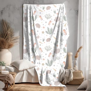 Seepferdchen und Muscheln Samt-Plüsch-Decke, Kuschelige Ozean-Themen-Decke, Weicher Plüsch-Küstenüberwurf, Strandhaus-Dekor-Decke,