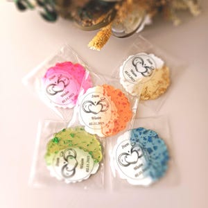 25 pcs Rustic Wedding Favors, Resin Magnet Wedding Favors, Wedding Favors for Guests in Bulk, Epoxy Magnet, Bridal Shower Birthday favors