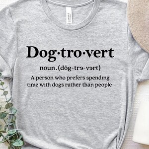 Sweat Dogtrovert, sweat rétro pour chien, chemise pour maman chien Disney, chemise pour amoureux des chiens, cadeau Disney pour amoureux des chiens, sweats à capuche pour propriétaire de chien, pulls cadeaux