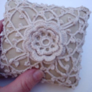Pattern Crochet Wedding Lace Ring Bearer Pillow pin cushion Pillow image 2