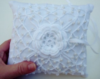 Oreiller pour porte-alliances en dentelle de mariage au crochet (coussin à épingles) Oreiller