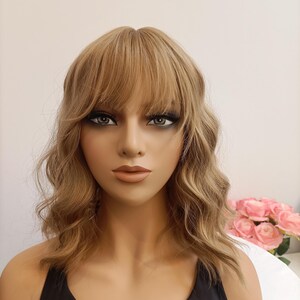 14&#39;&#39; Brown Curly Wig: Glueless Cosplay Wig